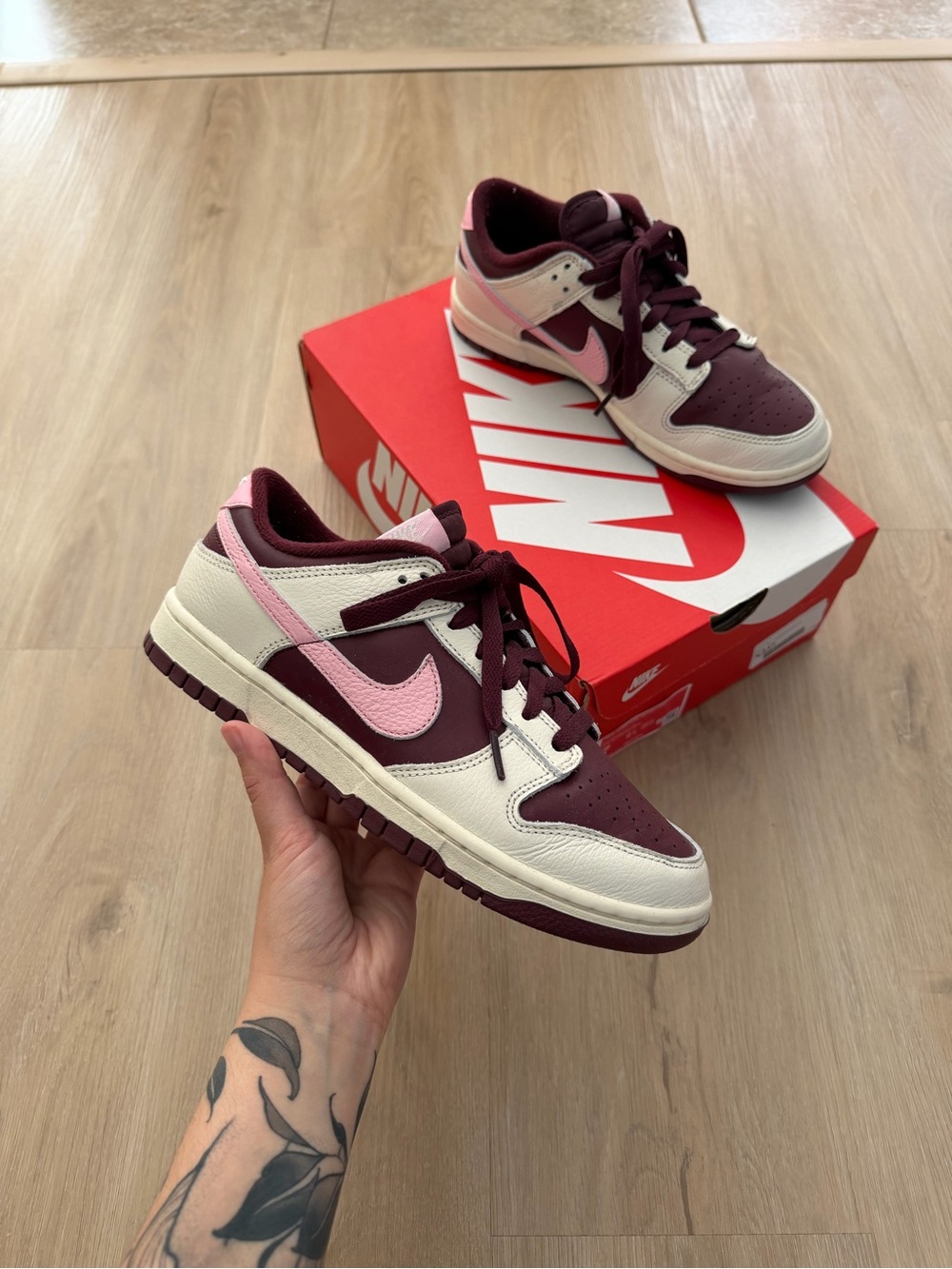 Nike Dunk Low Retro PRM "Valentine's Day" Size 7 Men / 8.5 Women